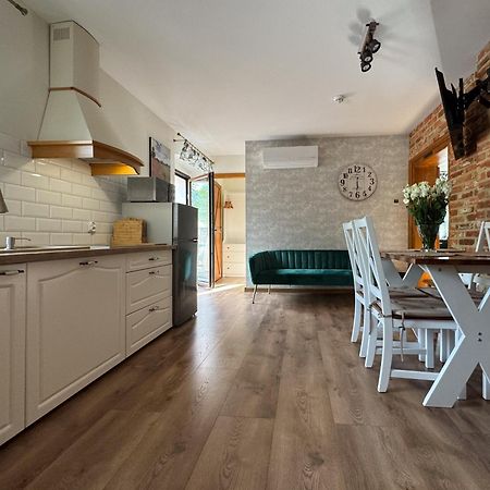 Apartamenty Komarno 46 Jacuzzi&Sauna Εξωτερικό φωτογραφία